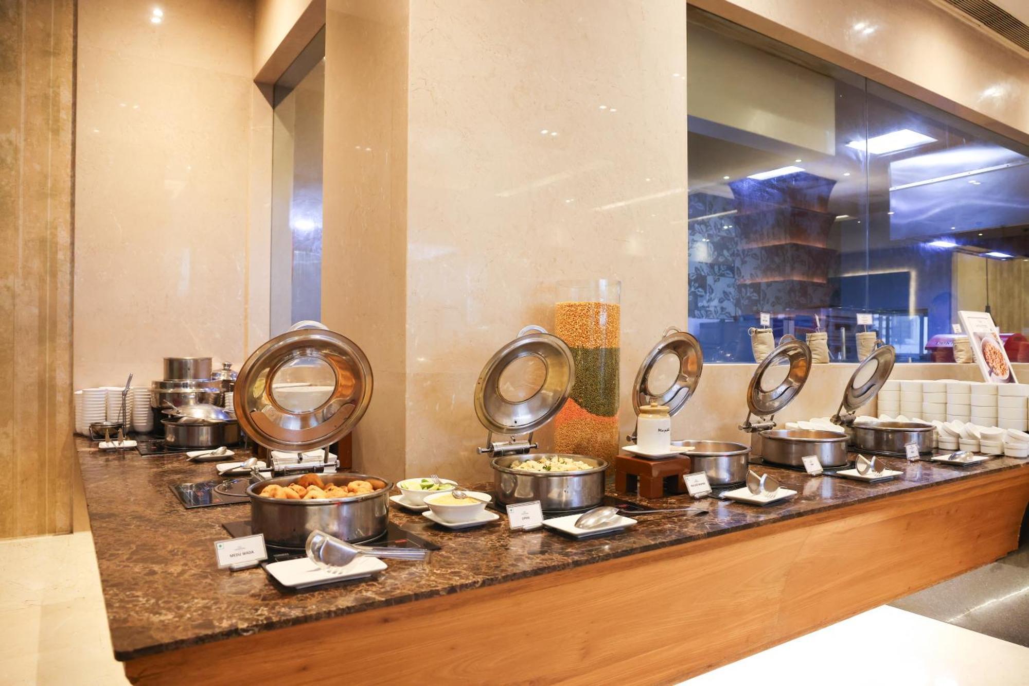 Balaji Sarovar Premiere Solapur Exterior photo